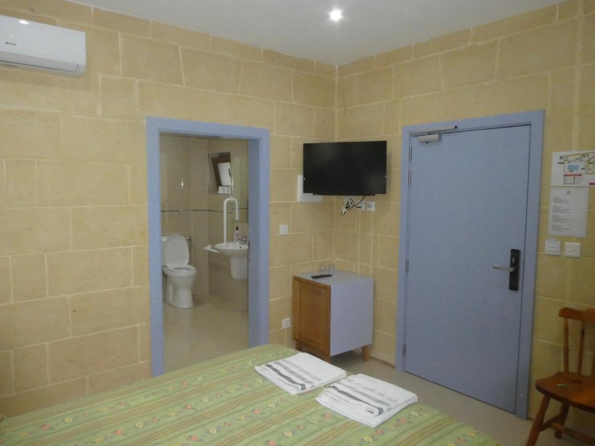 Country Inn Sannat Exterior foto