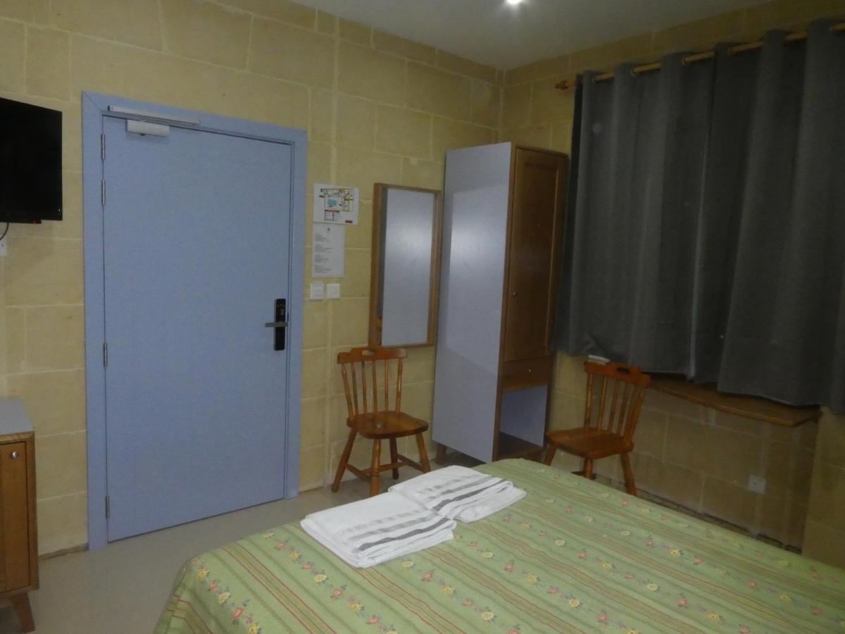 Country Inn Sannat Exterior foto